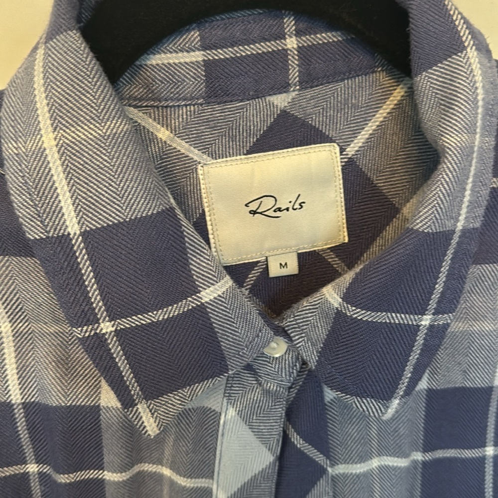 Rails button down. Size M! - Picture 2 of 2